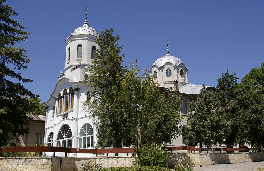 Храм „ Св. Параскева”