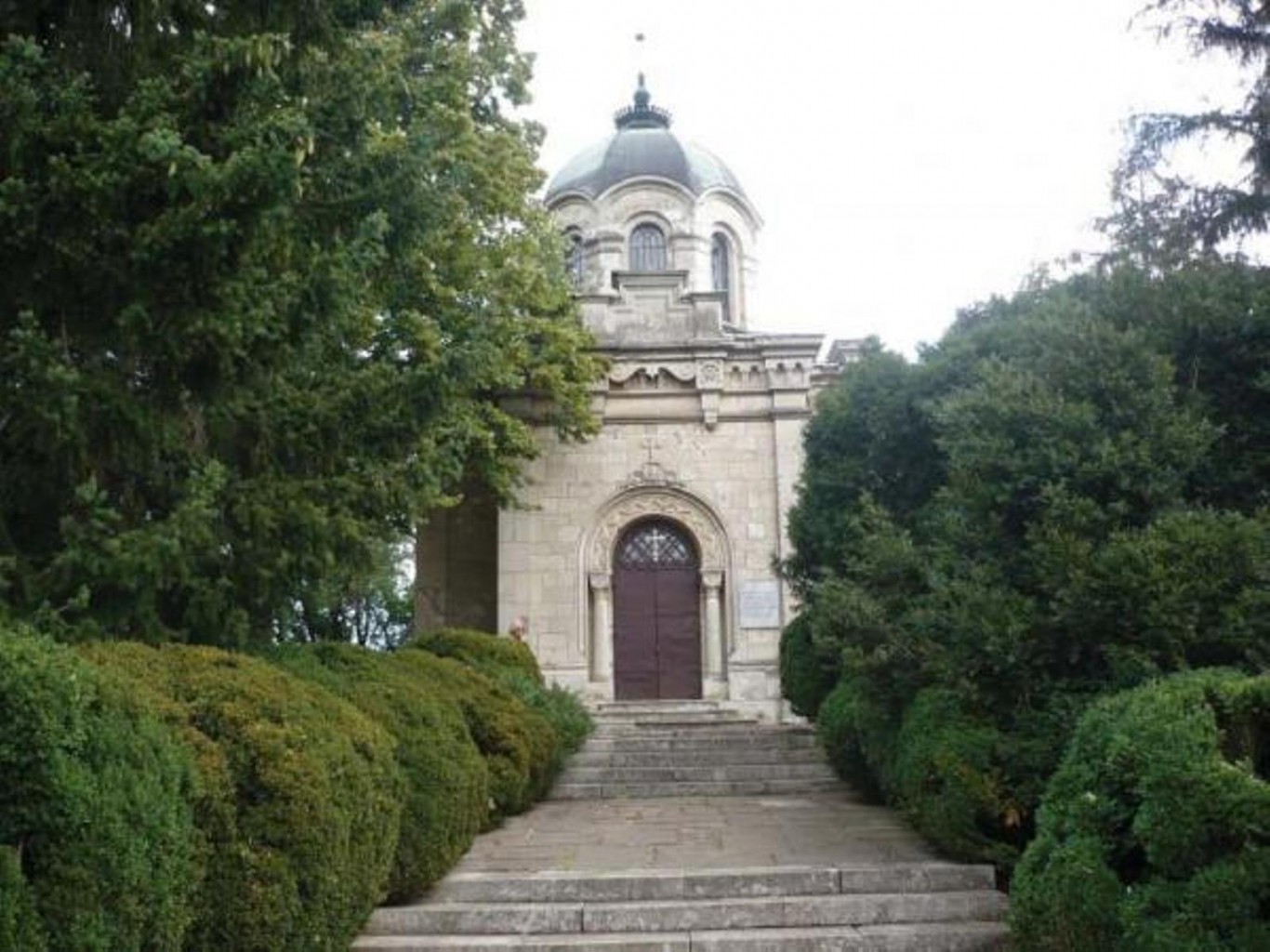 Румънски мавзолей, с. Гривица