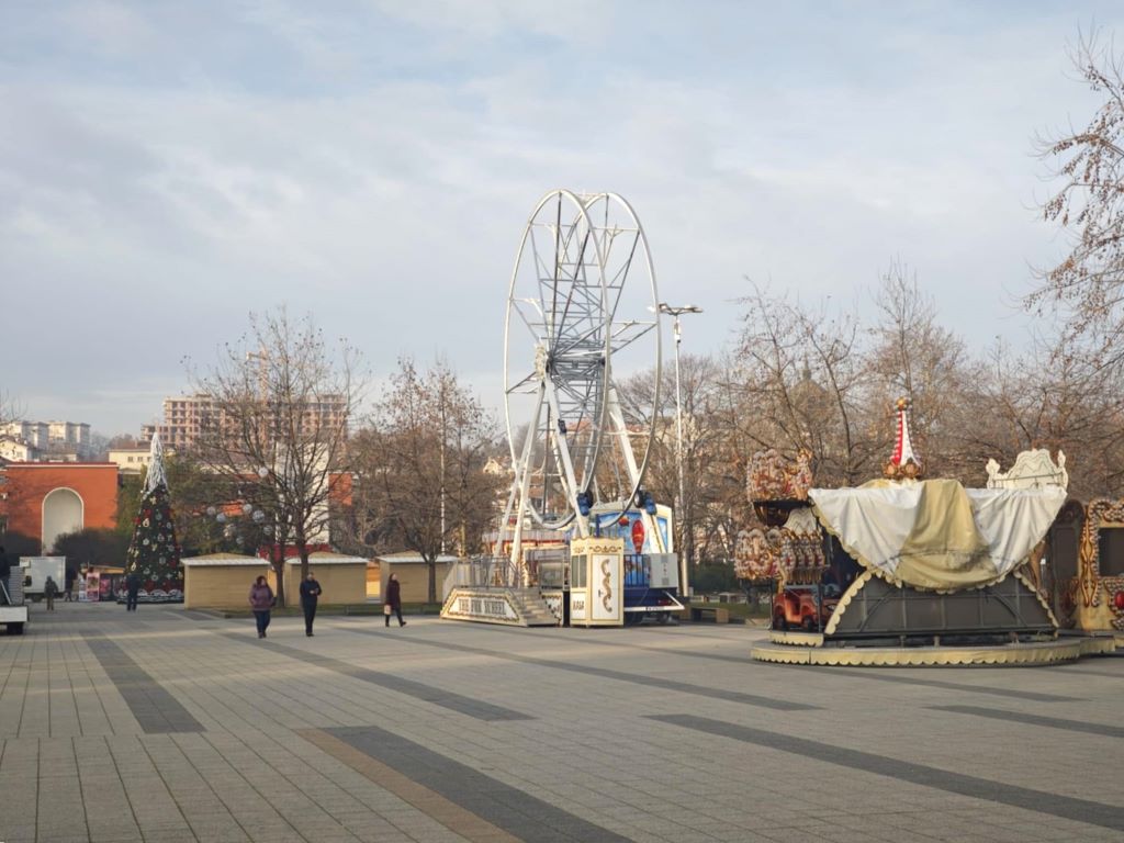 Атракциони за малки и големи посрещат плевенчани и гости на…