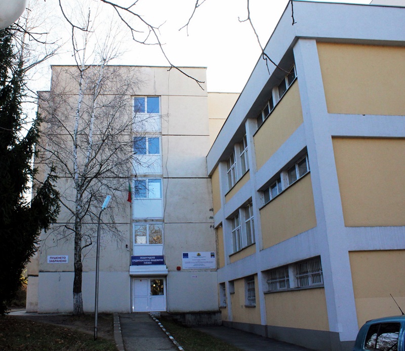 Средношколското общежитие да носи името на Данаил Попов, одобриха съветниците