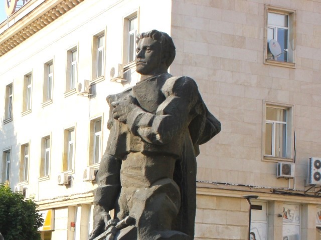 Община Плевен ще почете 188 години от рождението на Васил…