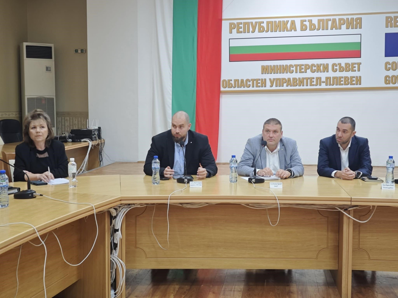 Кметът д-р Валентин Христов участва в среща-дискусия за водата, инициирана…