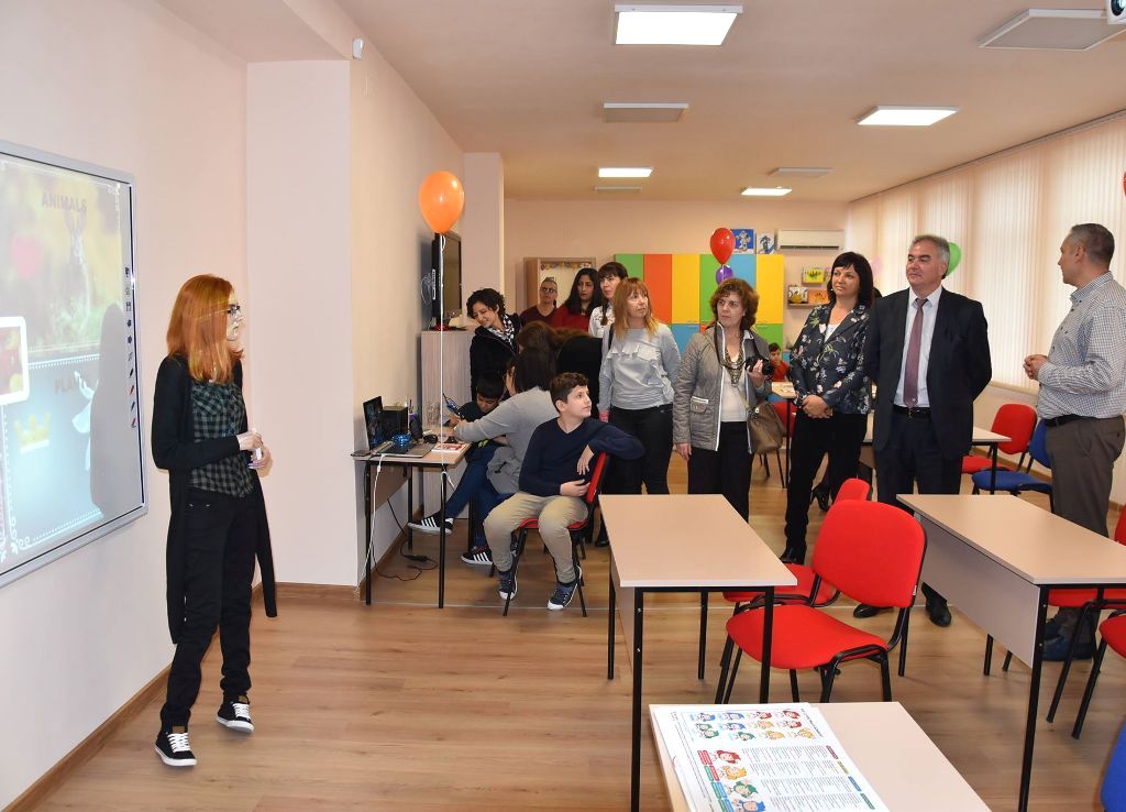 Иновативен център за работа с деца отвори врати в Плевен…
