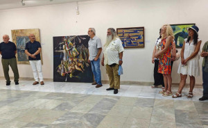 Изложба на дарените от семейството на експосланик Левалтер картини представя ХГ „Илия Бешков“