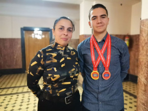 Плевен приветства медалистите от световното по карате в Япония Тихомир Тодоров и Милена Кирниколова