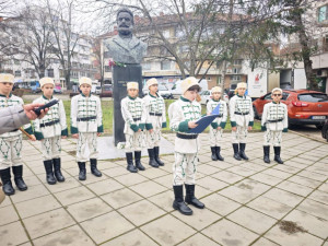Плевен почете 178-ата годишнина от рождението на Ботев