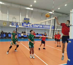 Ясни са победителите в общинския етап по волейбол на Ученическите игри в Плевен