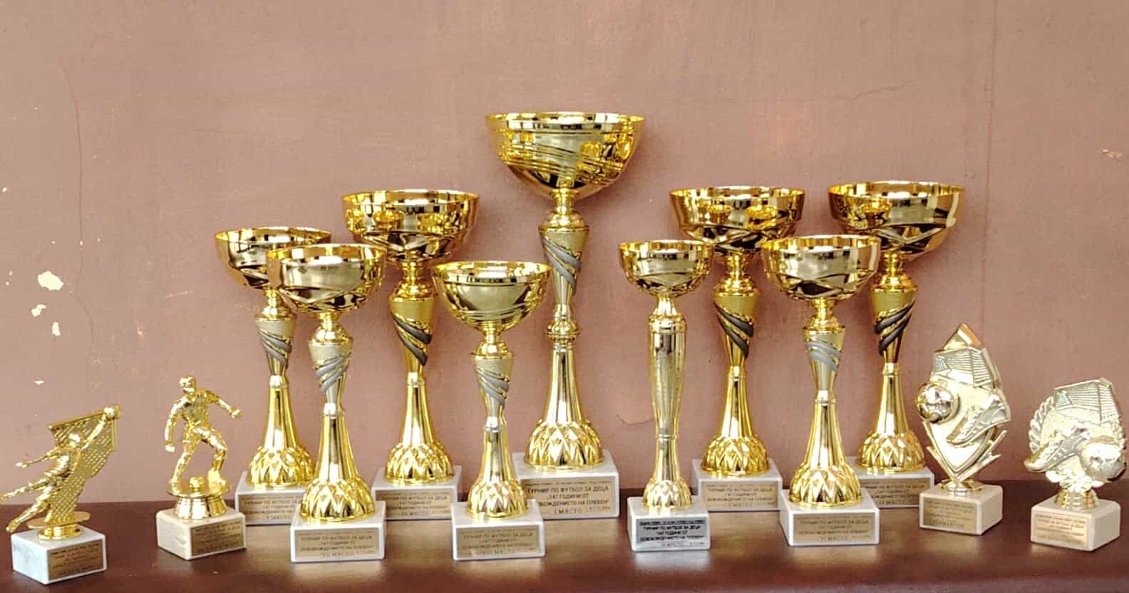 Възпитаниците на НУ „Хр. Ботев“ се класираха първи на футболния…