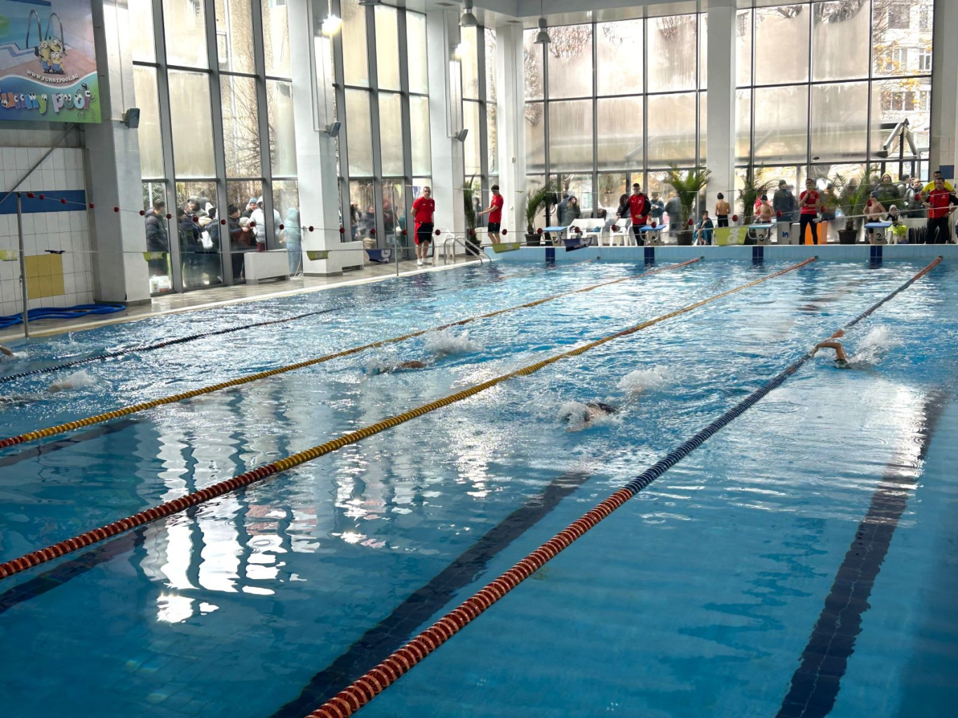 Повече от 200 деца се включиха в традиционния Коледен турнир…